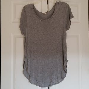 Basic grey tshirt.